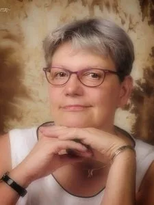 Yolande Liébin